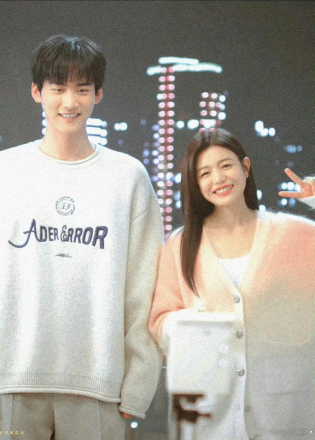 周柯宇陈妍希跨年这个事谁办好了谁就能名留影史了