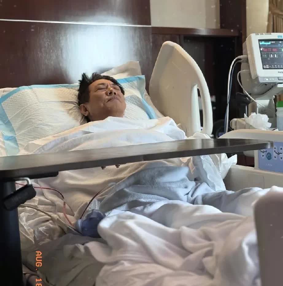 突发！62岁新加坡国籍功夫巨星李连杰突发意外。目前正在医院住院治疗！08