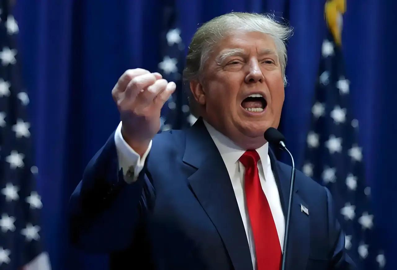 美：我宣布，以后谁敢买波斯猫家的石油，我就给谁加征25%关税！中：波斯猫，给我