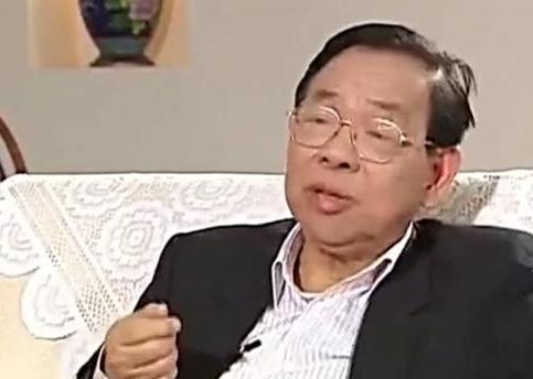 “粪水浇菜”是污染食物的源头？中科院院士曾毅曾认为，农村人用粪水直接浇菜，完全是
