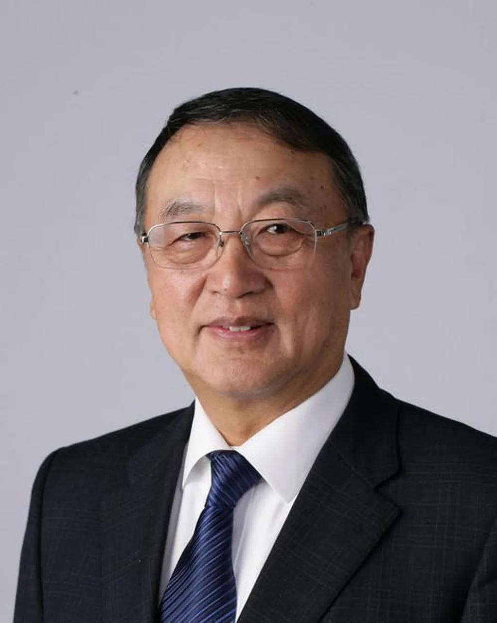有人说，柳传志身份属于公务员，是共产党员，请问下，他的党性原则在那里？是否忘记党