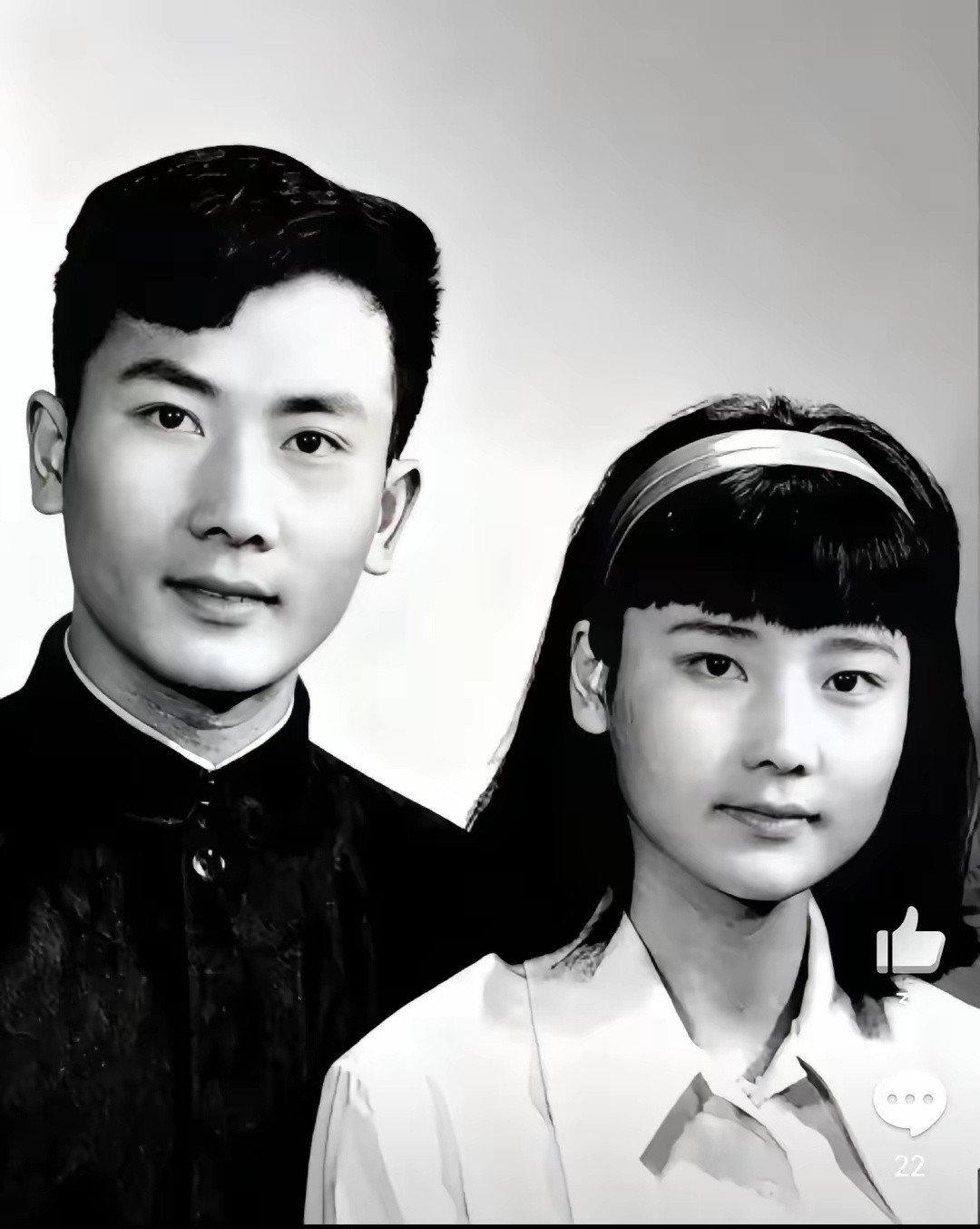 看到何赛飞的父女照，终于明白她妈妈为什么带走她姐姐和妹妹，偏偏留下她了。何赛飞和