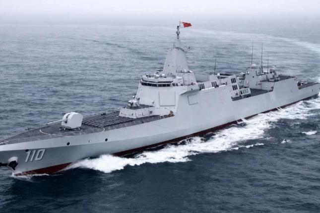外媒：中国055型驱逐舰在菲律宾附近试射YJ-20高超音速导弹。 据