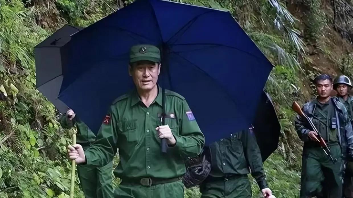佤邦军和同盟军如果组成同盟，那么到底谁说了算？首先佤邦军是缅北最强武装，正规军