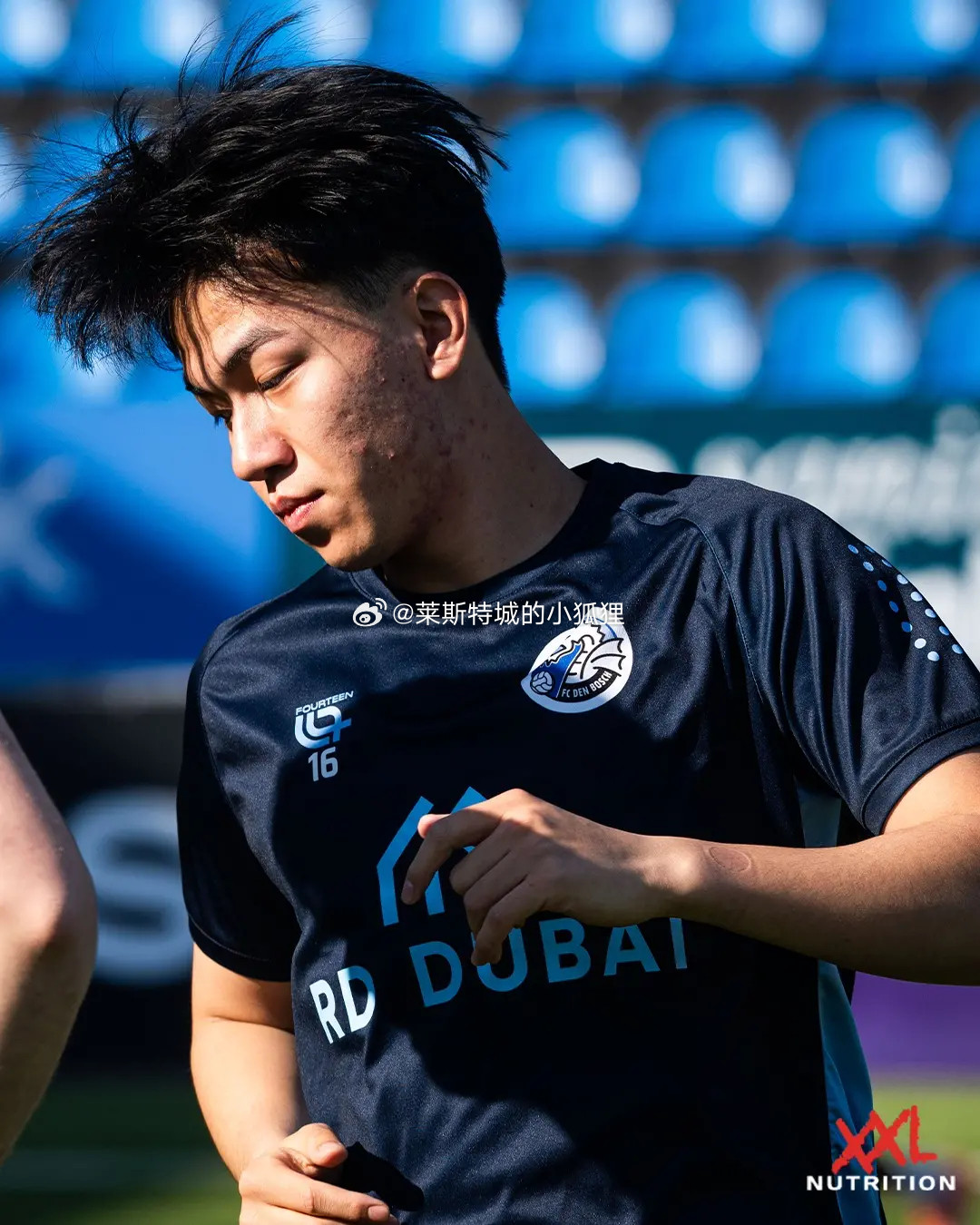 荷乙邓伯什1-1战平威廉二世中国球员王博豪替补出场吃到一张黄牌留洋球员动