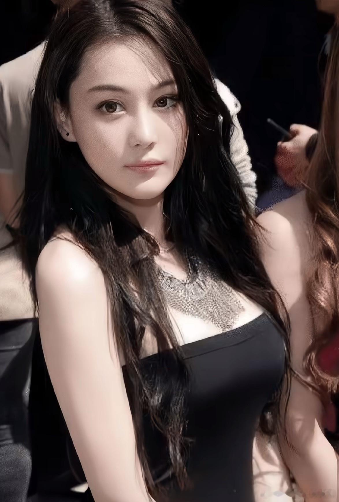 张馨予好像狐狸精啊太迷人了