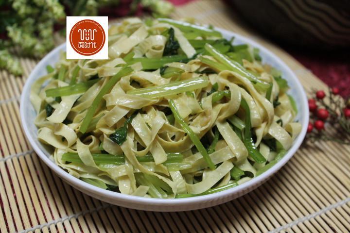 每月吃两次这道菜, 相当于给身体清理一回毒素, 3块钱可炒一大盘