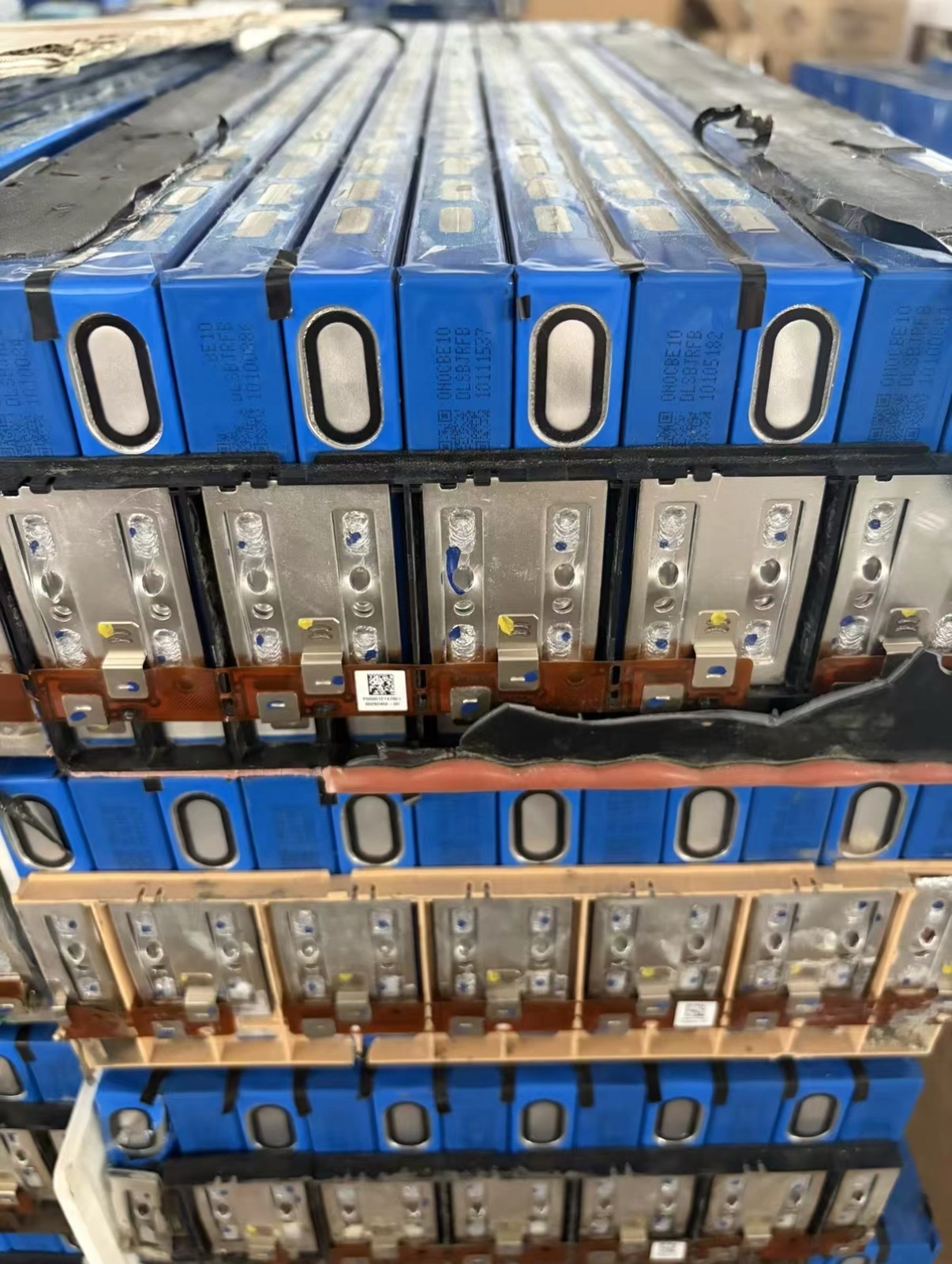 新SU7/YU7Pro用比亚迪电池，整包200串，标称容量155.8Ah，实测容