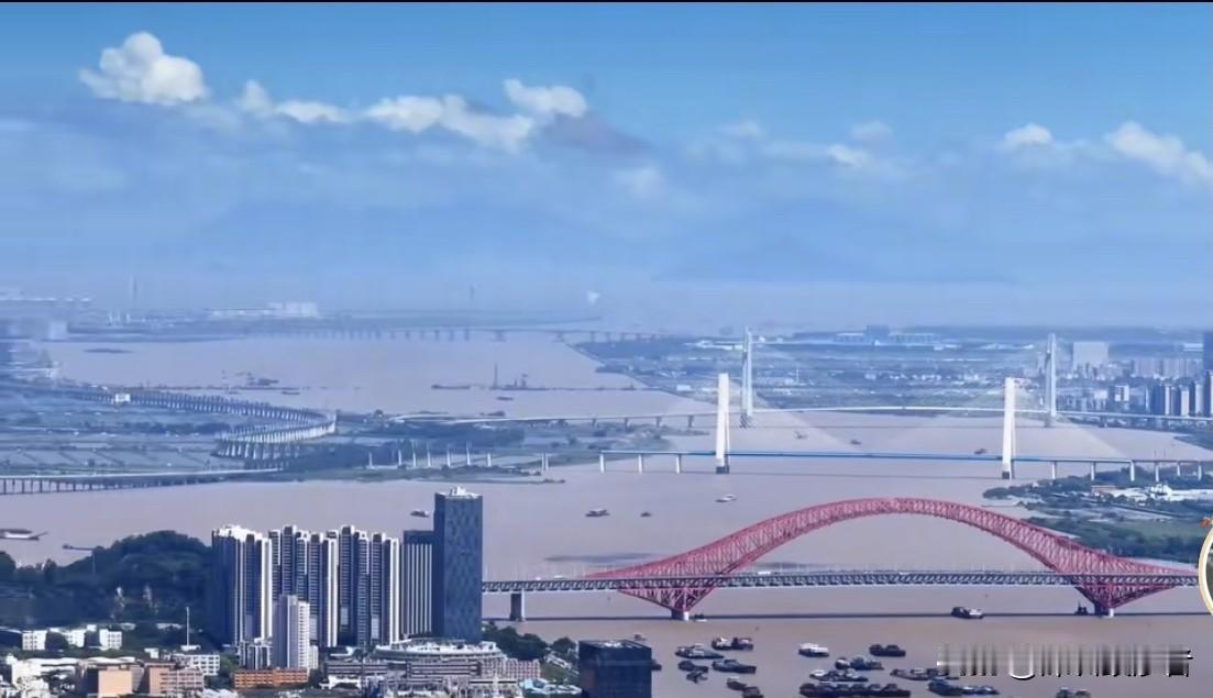 HiYoung，广州！现在令一些广州人尤其是自诩精通粤语的本地人恼羞成怒，群