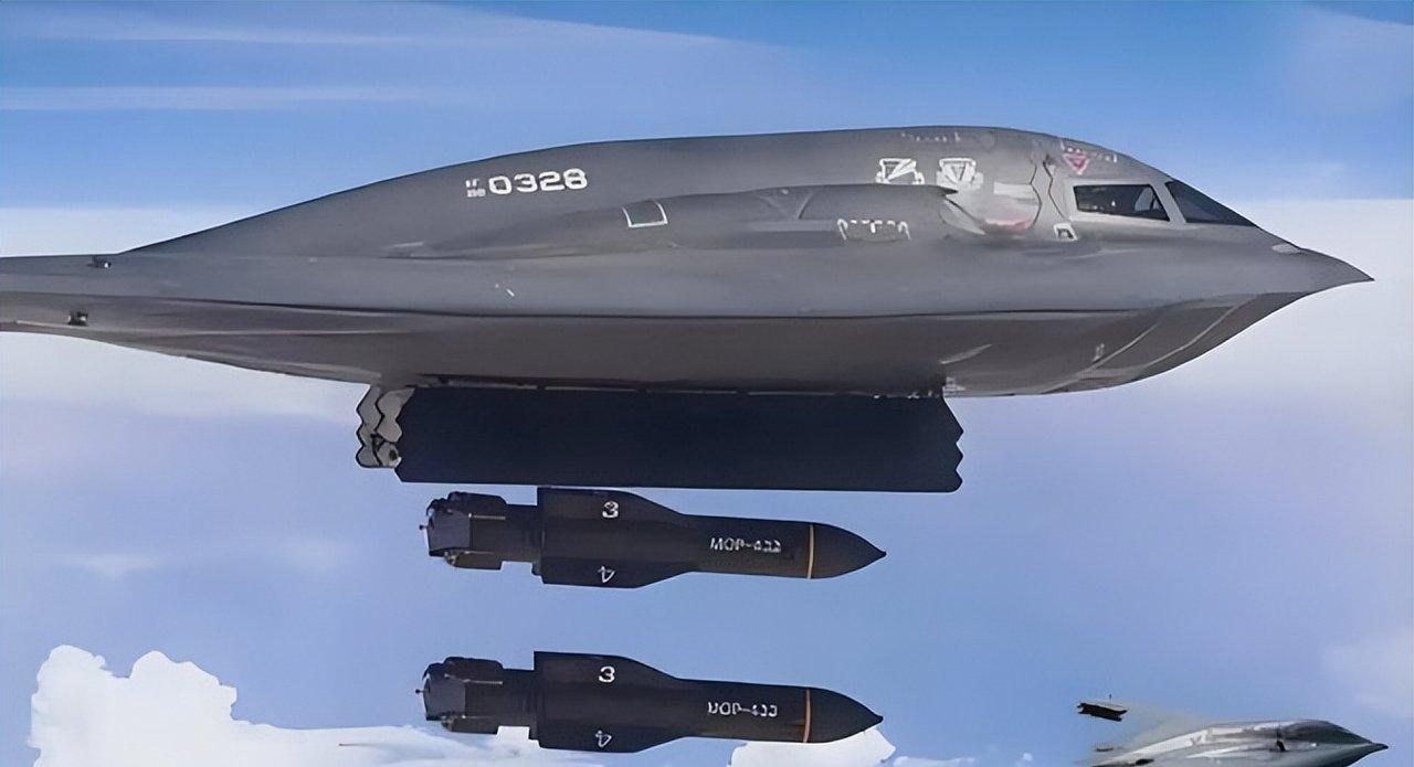 一位美籍华人表示：“自从美国用B2轰炸了伊朗之后，让中国人彻底失去了信心”。我想