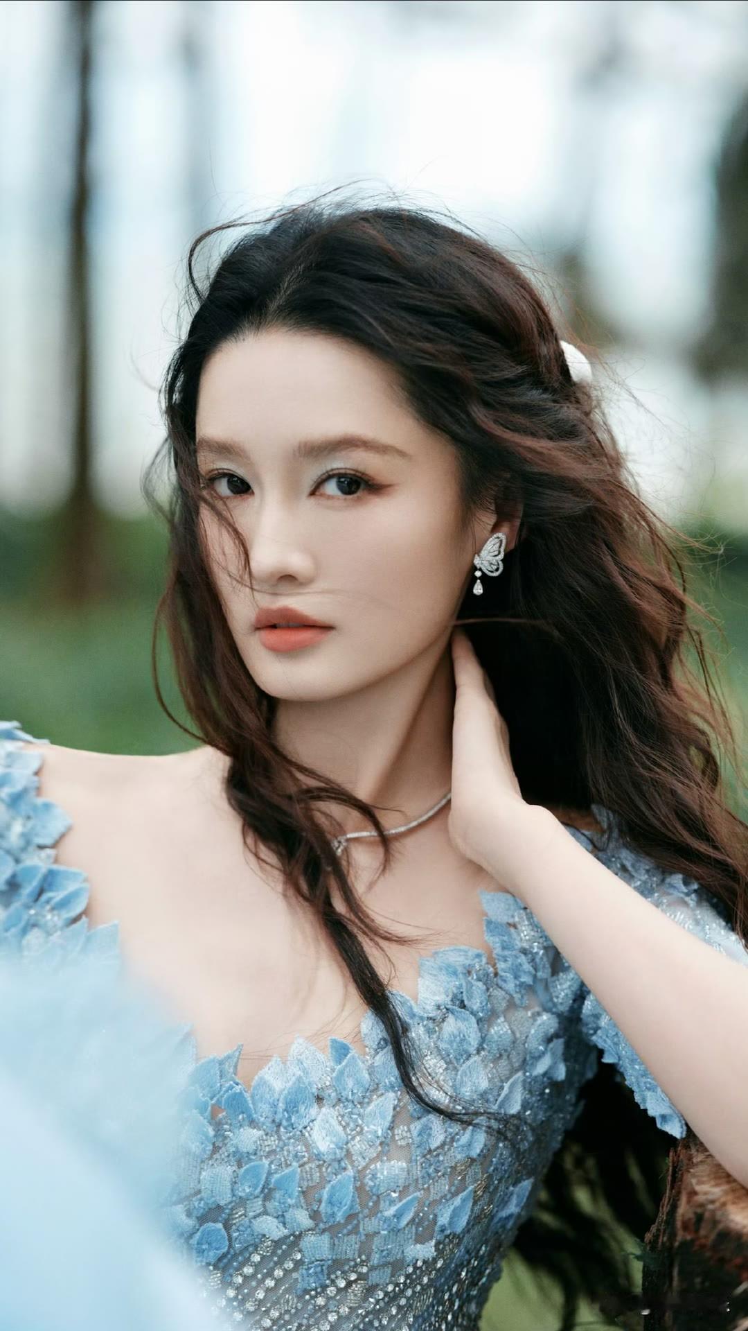 李沁蓝色精灵超级美美丽女神李沁