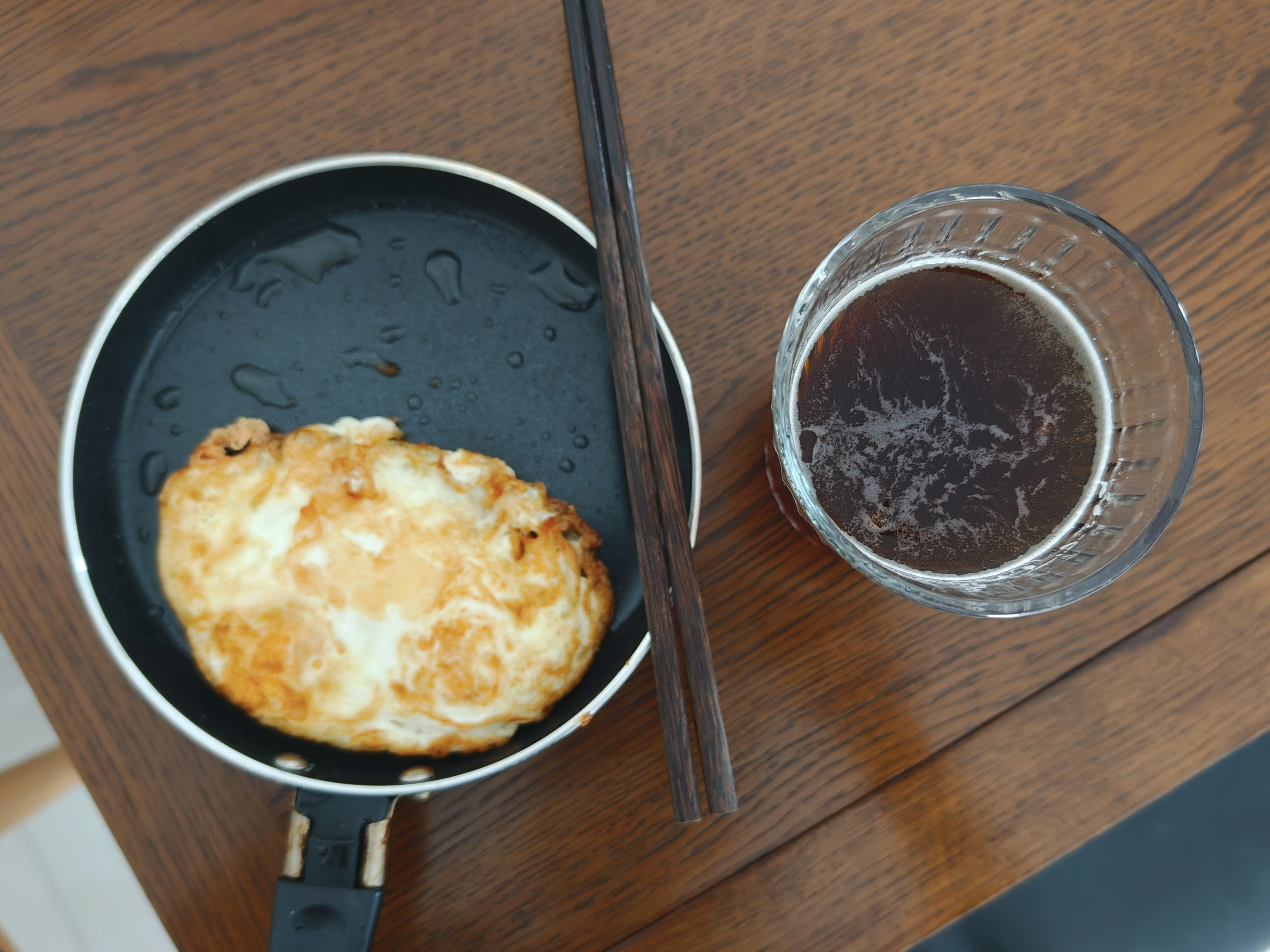 冰美式&煎鸡蛋🍳​​​