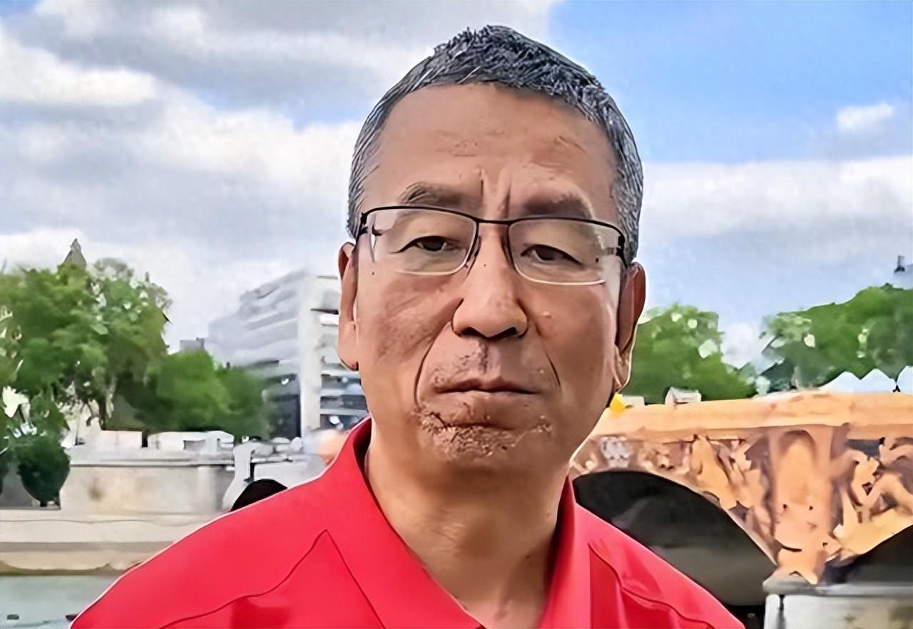 “下周的事，咱们下周再聊。”他是“央视一哥”，被病痛折磨了整整五年，体重从80公