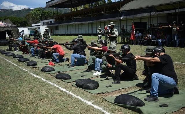 30万架无人机，美军真要打！800多万人不惧与美国一战，誓言敌人来犯，将让他们有