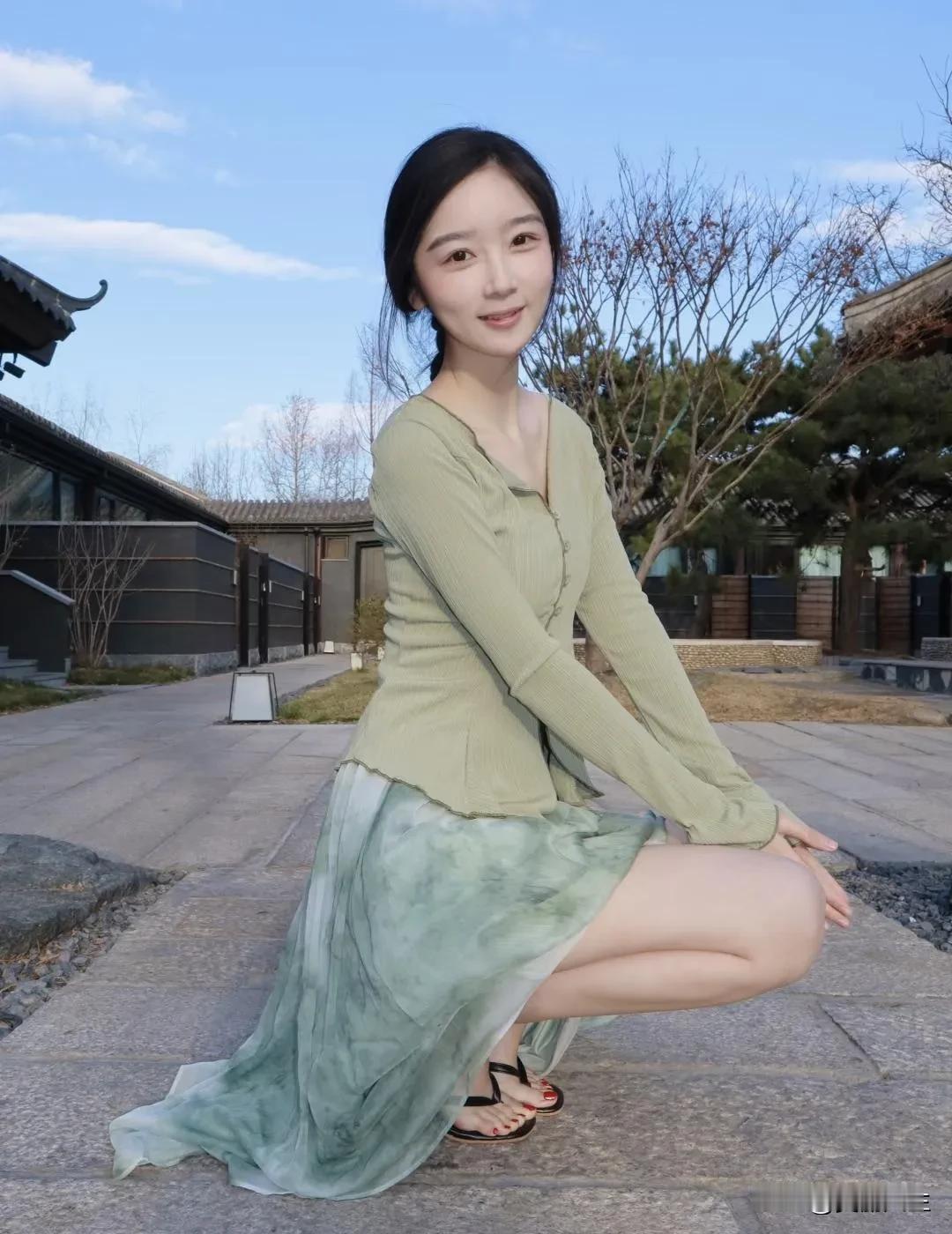 睡了个懒觉，逛了逛武义古城，喝了杯咖啡☕️用自己的能力解决问题用自己的认知离