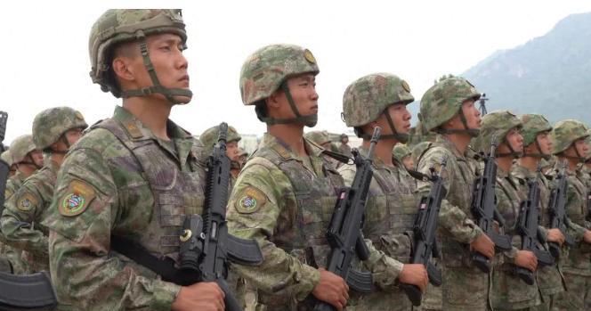 士兵只能带150发子弹，如果战场上打完了咋办呢？完全不用操心，把150发打完的，
