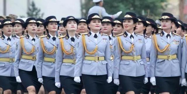 世界上最安全的两个国家，一个谁也打不过，一个谁也不敢打。全球和平指数显示，蒙古