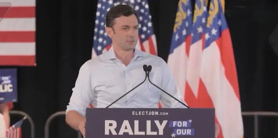 美国民主党参议员乔恩·奥索夫痛批特朗普是“说谎”总统，“特朗普总统承诺结束战争，