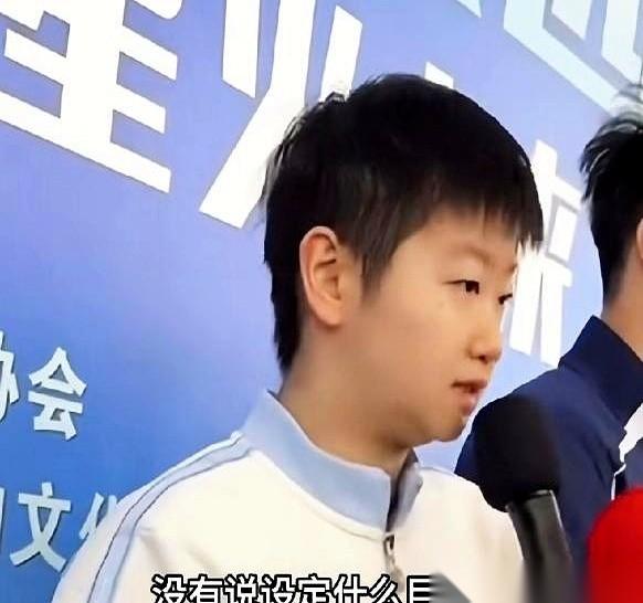 都别盼着孙颖莎夺冠了。这话不是我说的，是她自己接受采访说的。她说这次参赛，不