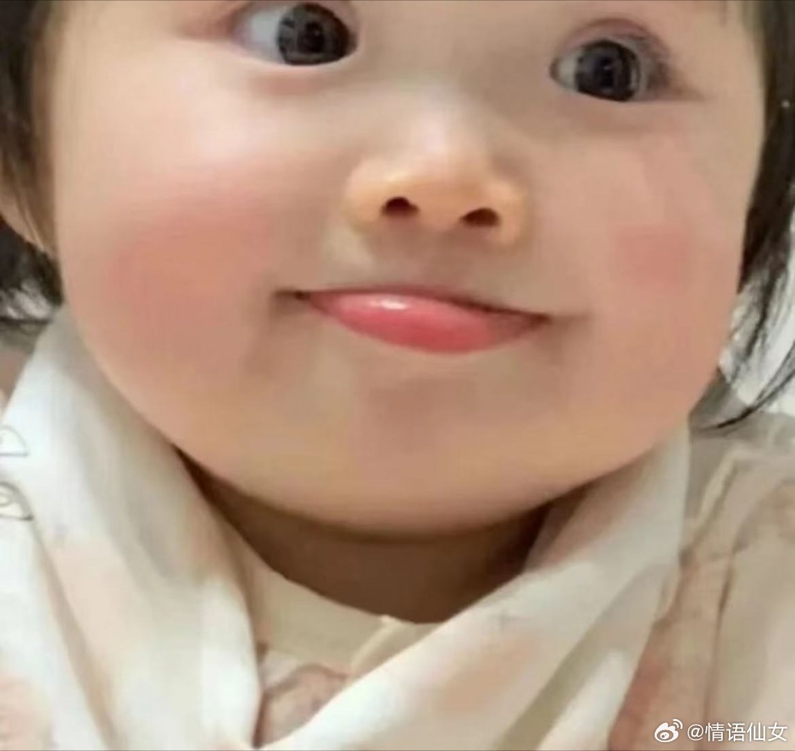 极简生活一年的真实感受厌倦物品堆砌的繁琐，践行极简生活已有一年光景。屋内装饰简约
