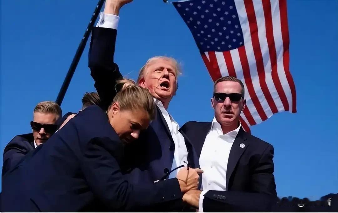 惊天反转！白宫枪击案凶手曝光特朗普猛料，细节太劲爆谁也没想到，一场白宫晚宴