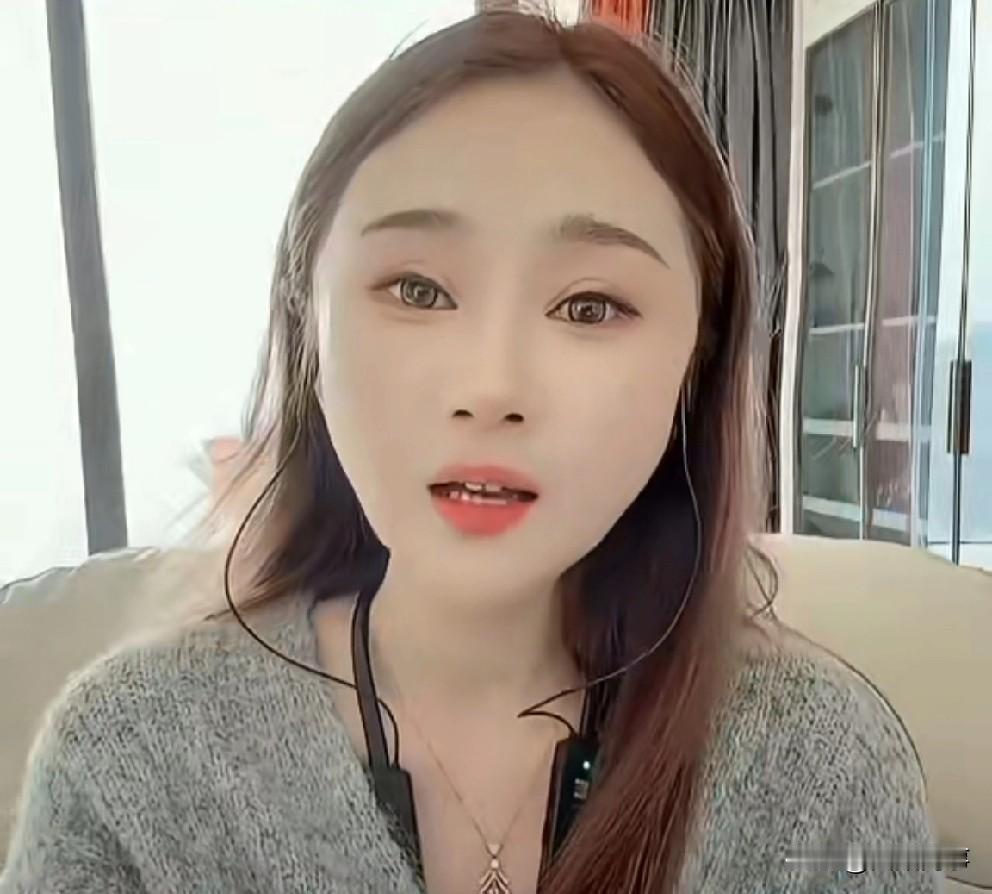 沈曼卖别墅还债，喊话芮甜甜：欠钱会还，我认！   沈