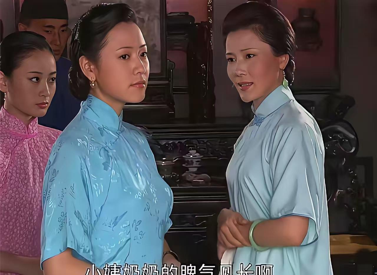 大宅门里三大讨厌鬼：香秀是恶毒，槐花是愚蠢，白佳丽纯属白眼狼。香秀也就白老七惦记