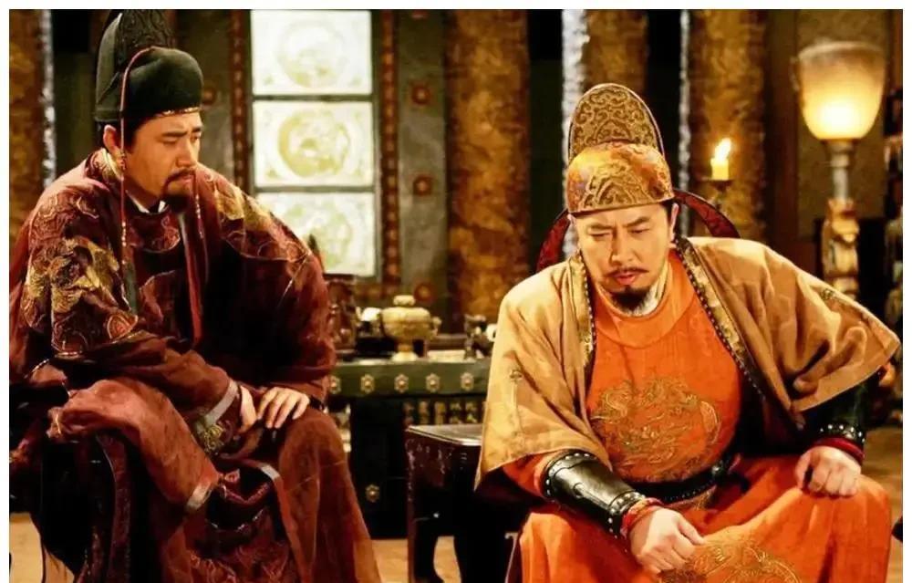 李世民发起玄武门之变时，太子李建成的亲信大将薛万彻率数千精锐攻打秦王府，准备釜底