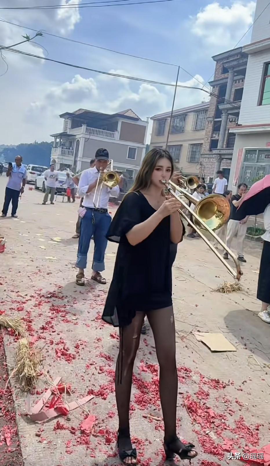 吃这碗饭的人，应该把金钱名利看得很淡！
