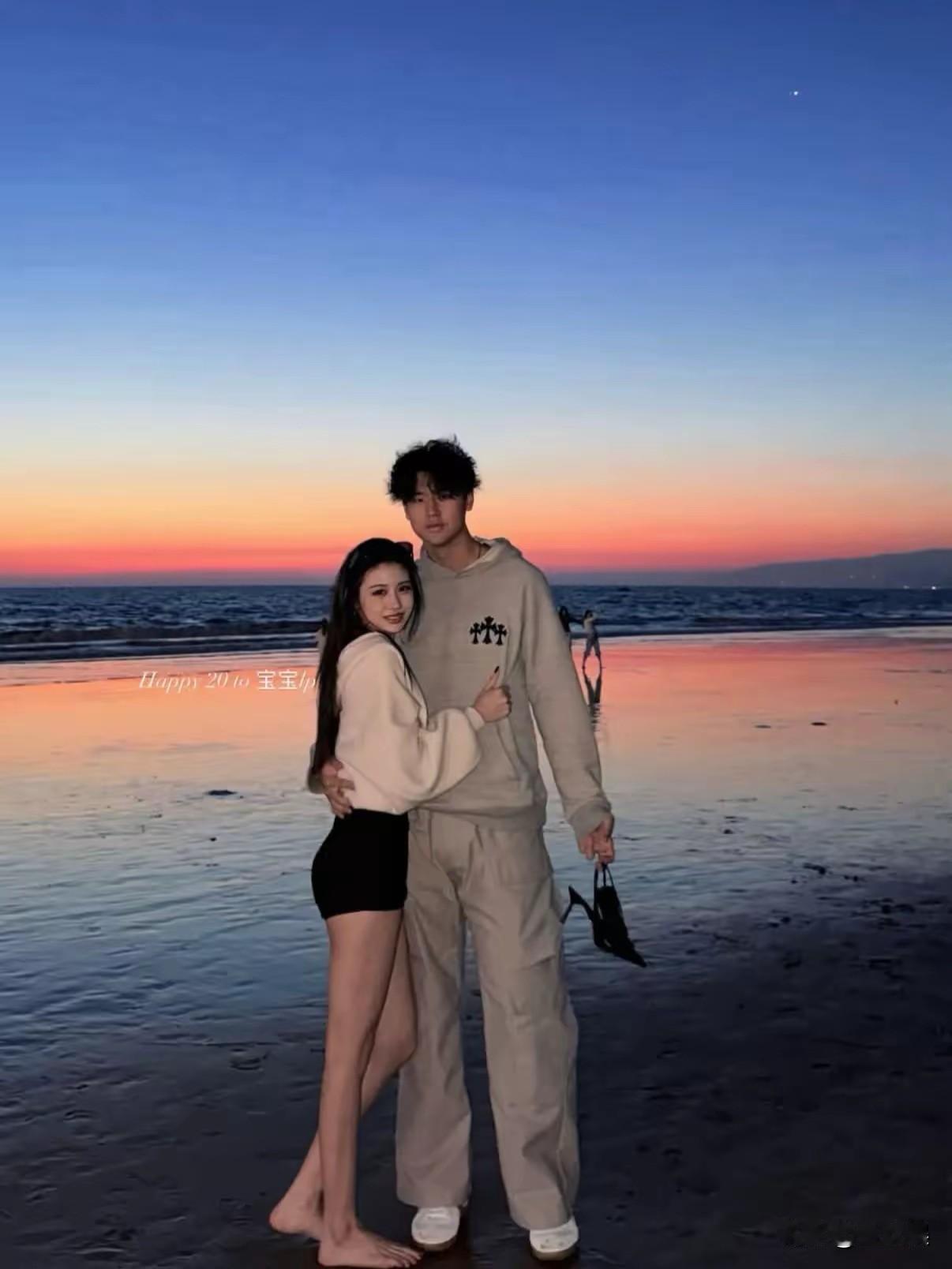 汪峰大女儿熙熙，官宣恋情啦！不知汪峰，对女儿男友满意吗？熙熙今年20岁啦，她是