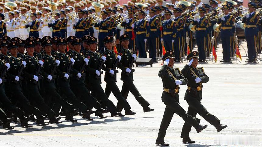 【九三大阅兵是炫耀武力吗？孙玉良：彰显的是中国军队敢于亮剑军魂】2025年9月3