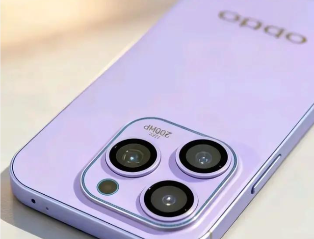 你微信占了多少存储？20GB？50GB？100GB？OPPOReno16的512GB，到底是一步到位