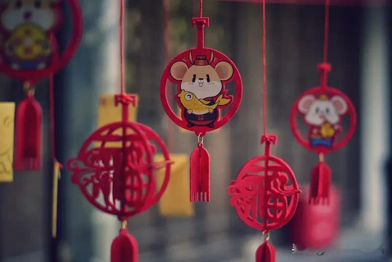 属鼠的朋友，年底可得上点心啦，这一劫可躲不了！最大的劫不是工作，而是身边的“人祸