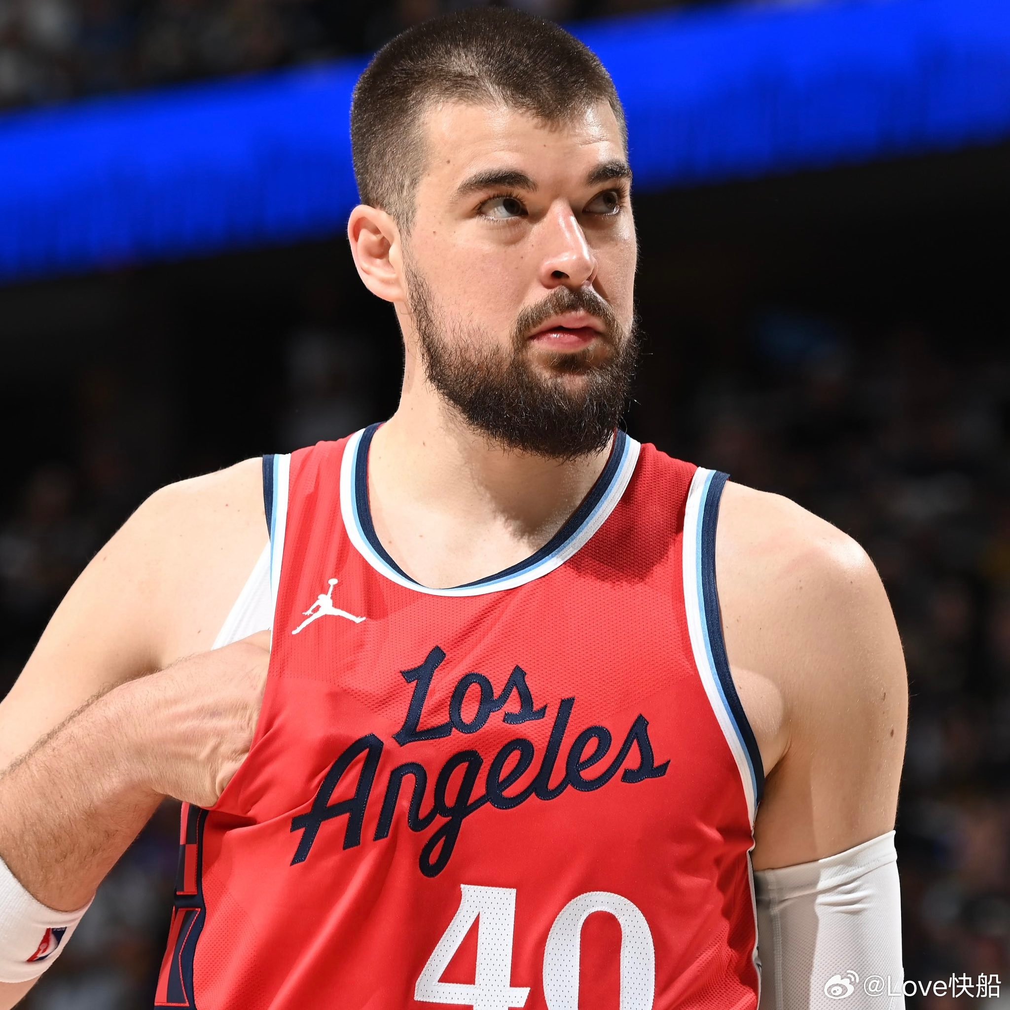 泰伦·卢谈到今晚将重返直觉穹顶球馆的祖巴茨：“他对我们意义重大。他是一名每年都在