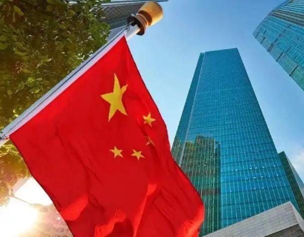我强烈预感中美间有大事发生！人民日报突然刊文，对中美关系释放积极信号：“不论形势