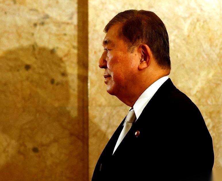 现在道歉？晚了。没用了。这话从一个日本前高官嘴里说出来，够不够黑色幽默？他说