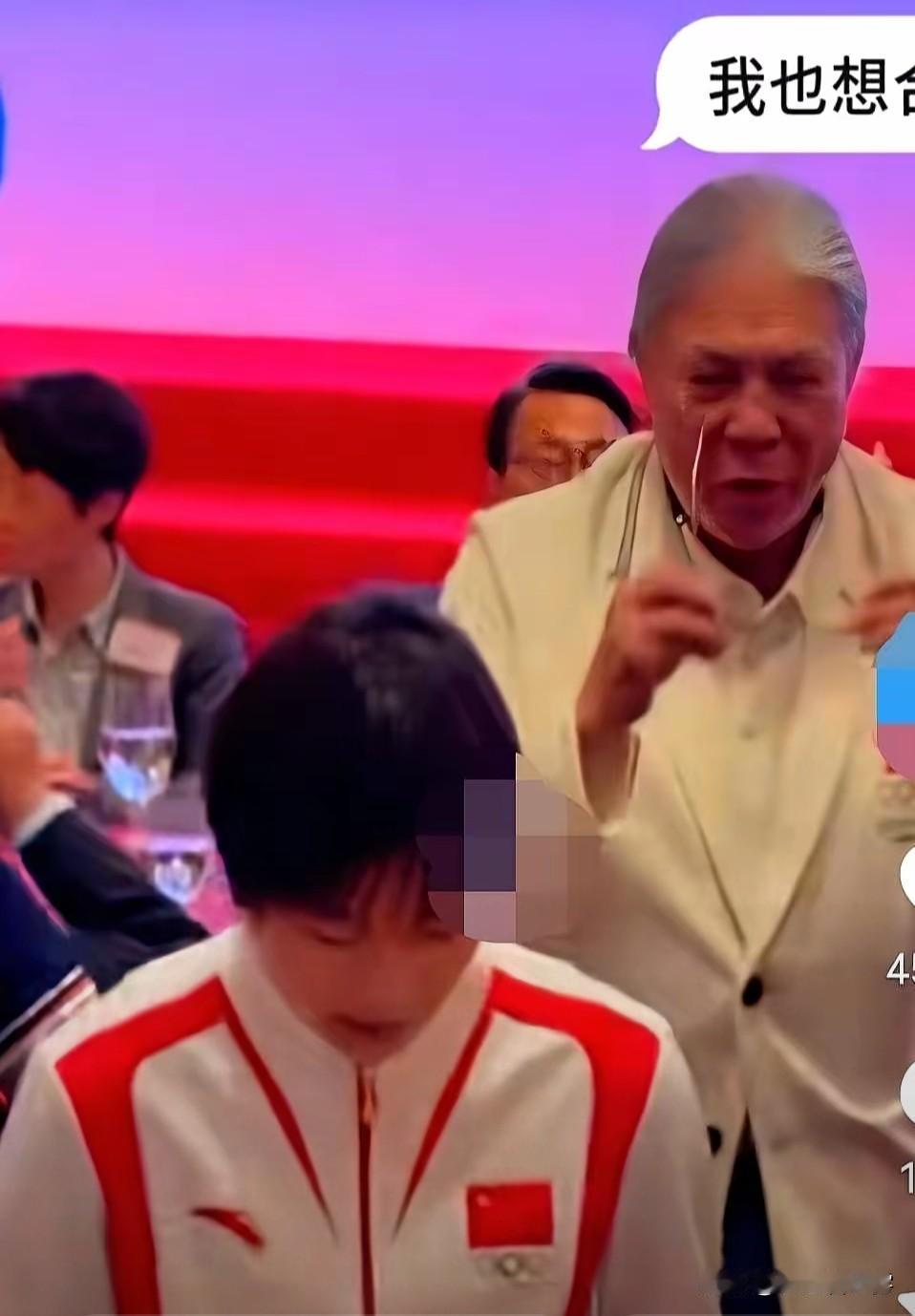 豪门媳妇不靠忍，靠金牌78岁的霍震霆想和全红婵合影，第一件事是找到了郭晶晶，没