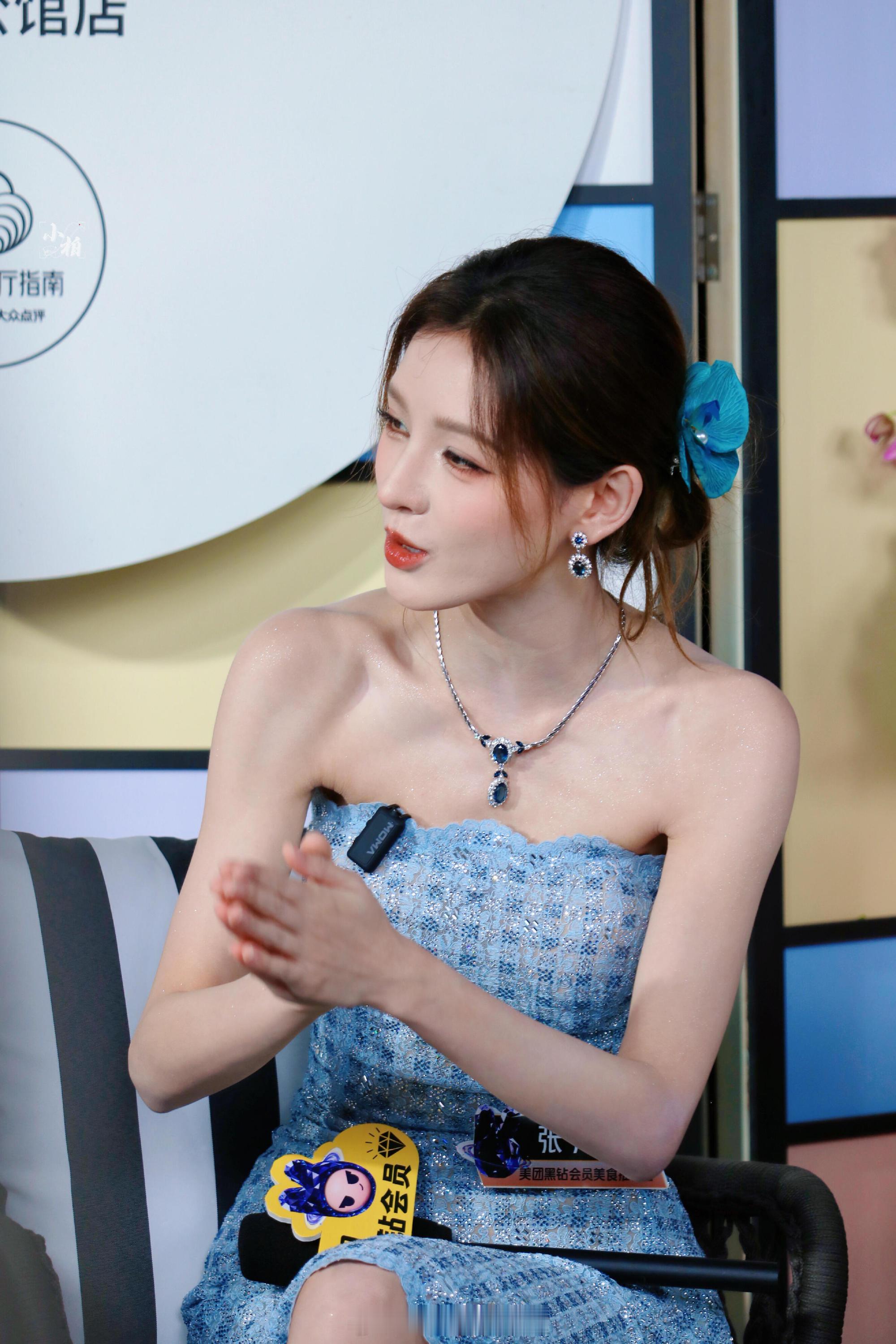 张予曦未修原图张予曦这个未修原图是我做梦都不敢想的水平吧，好像拥有她的脸活一次