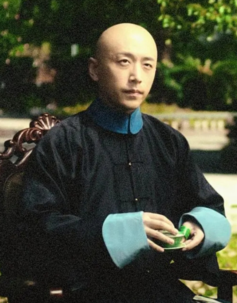 好一位丧丧的末代王爷！《人生若如初见》这部制作于五年前的长剧荣光顶峰之期钜制！