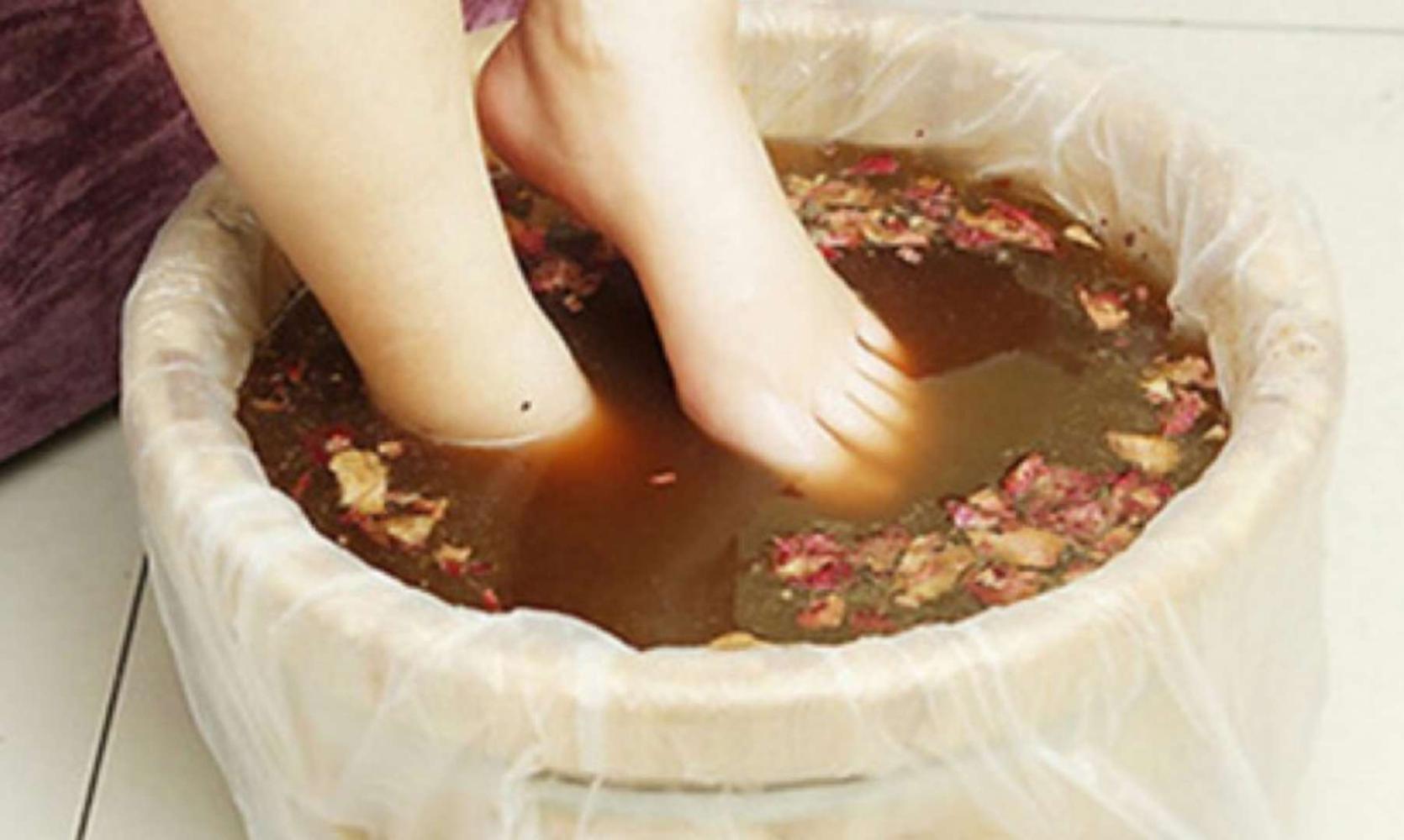 泡脚盆中加这三样, 再冷的冬天你也不用怕