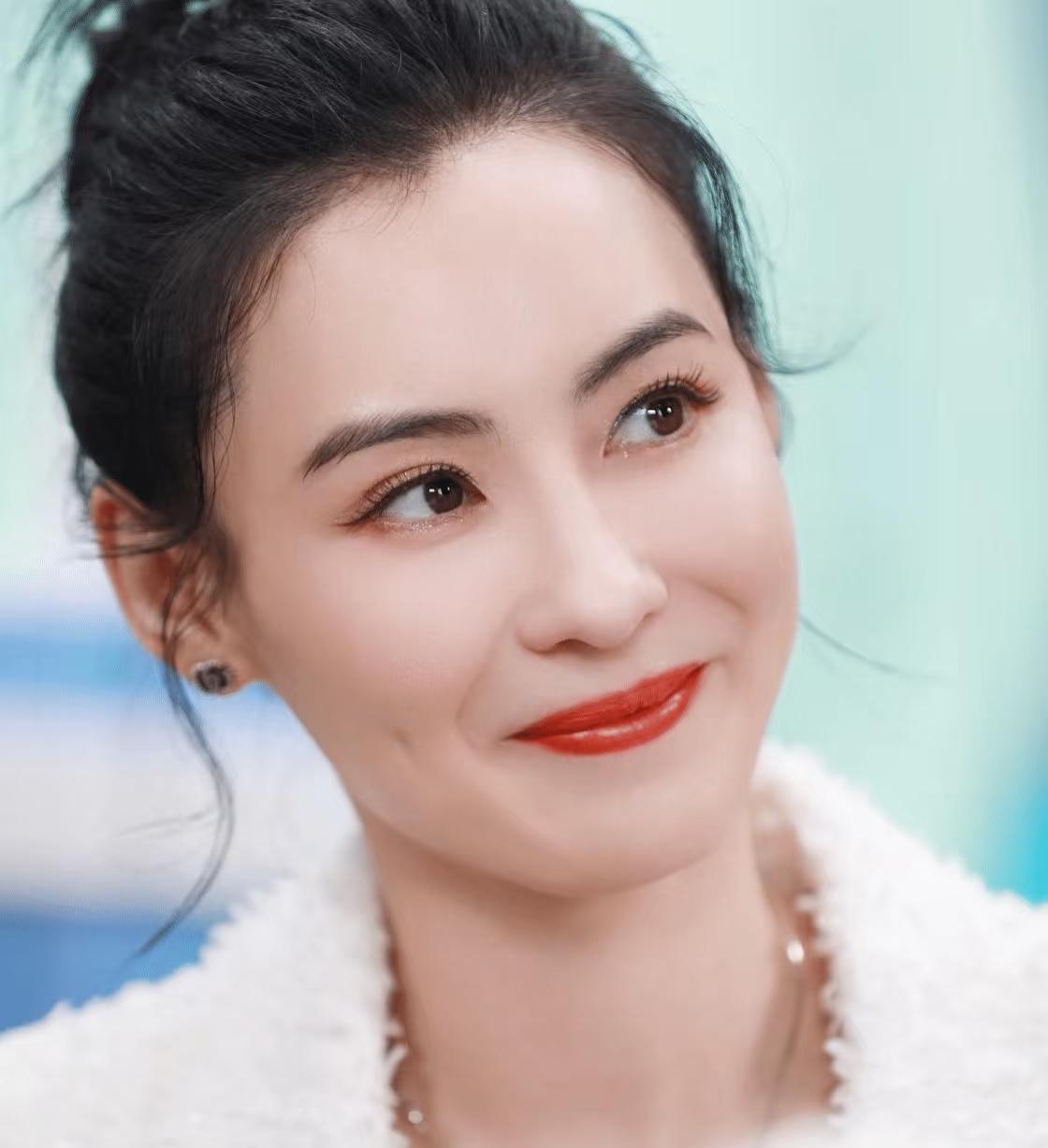 张柏芝从来没让人失望过，不是说她以前演的剧有多香，也不是她在家庭上被谢贤称唯