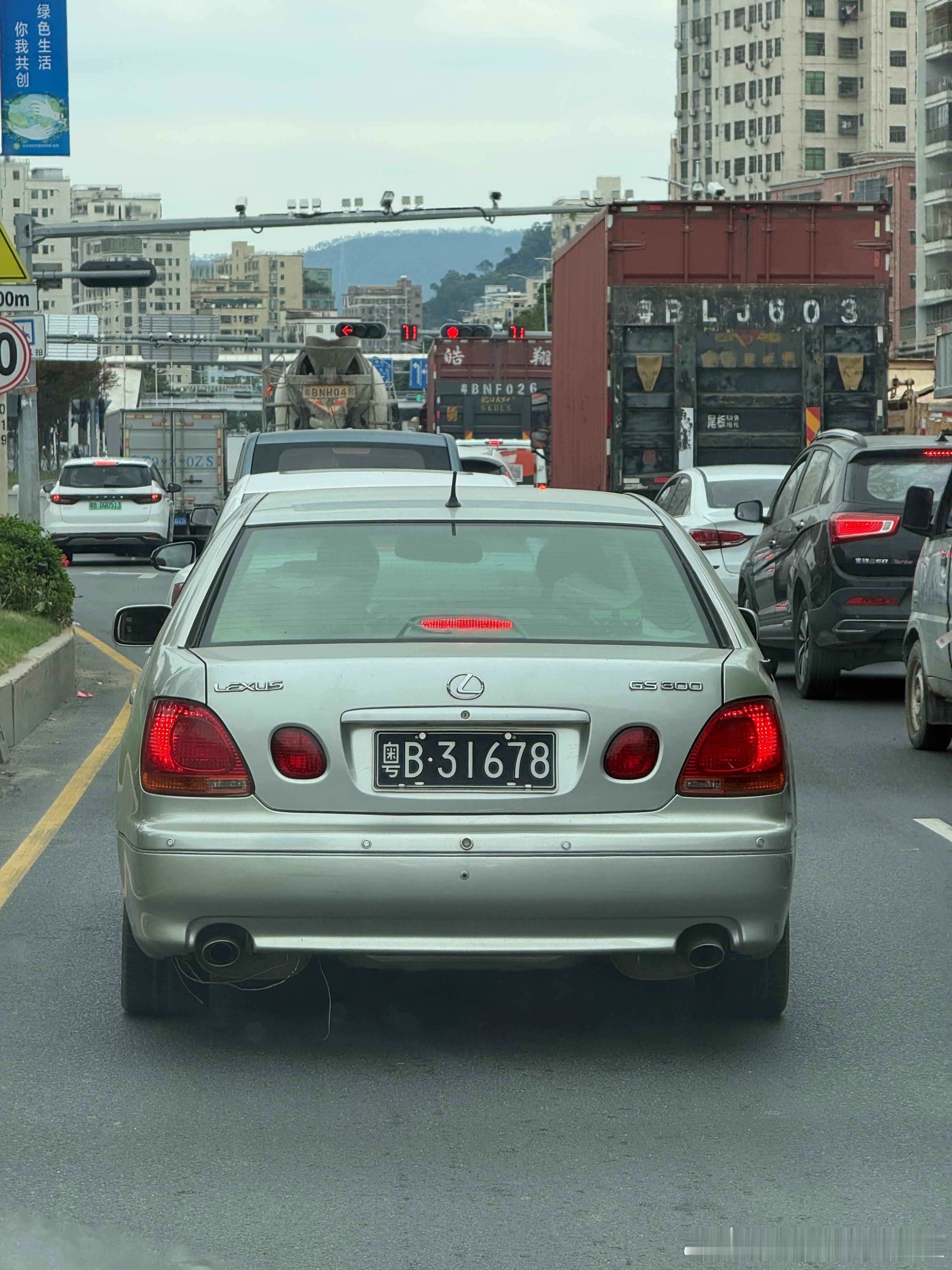 2025今天还可以见到，黑牌+一手情怀