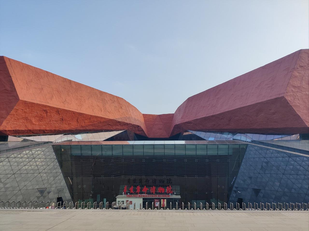 只说西湖在帝都，武汉新又说东湖——武汉疗养有感矢志蓝天2026年4月1