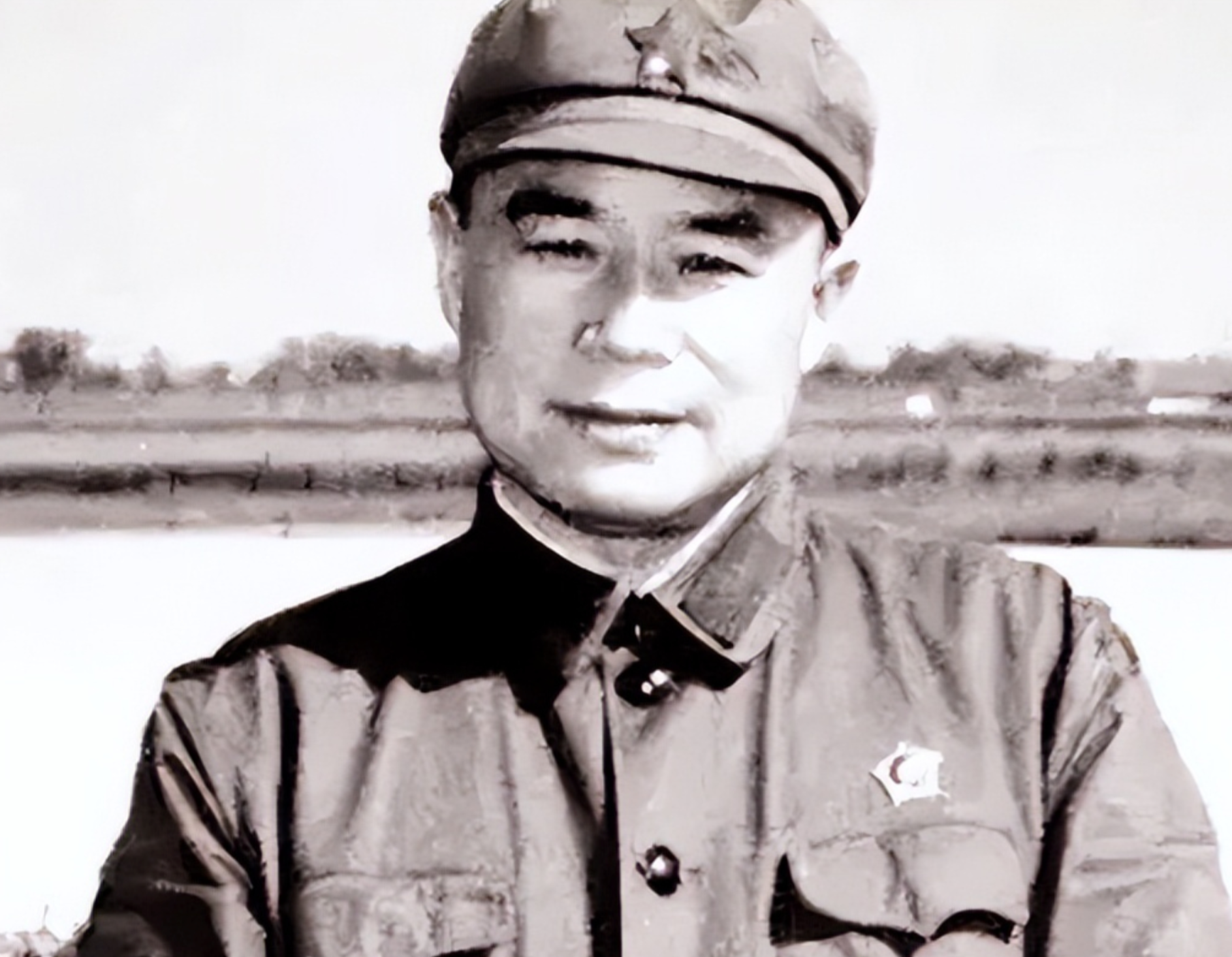 1943年，王近山随手消灭180名日军，但在清点战利品时，战士却疑惑道：“枪呢？