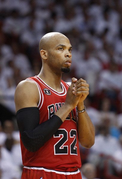 #罗斯前队友NBA再就业#根据Shams消息：“球员泰-吉布森已经与队签约！