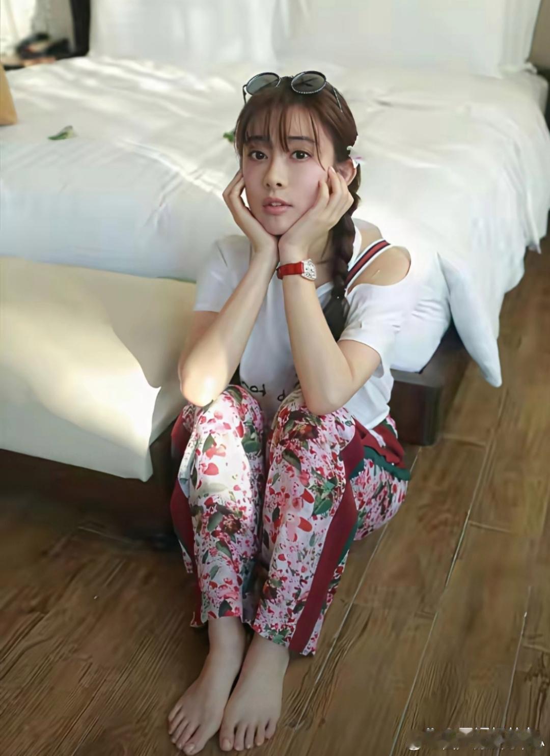 孟子怡刚出道的时候就长这样，原生美。