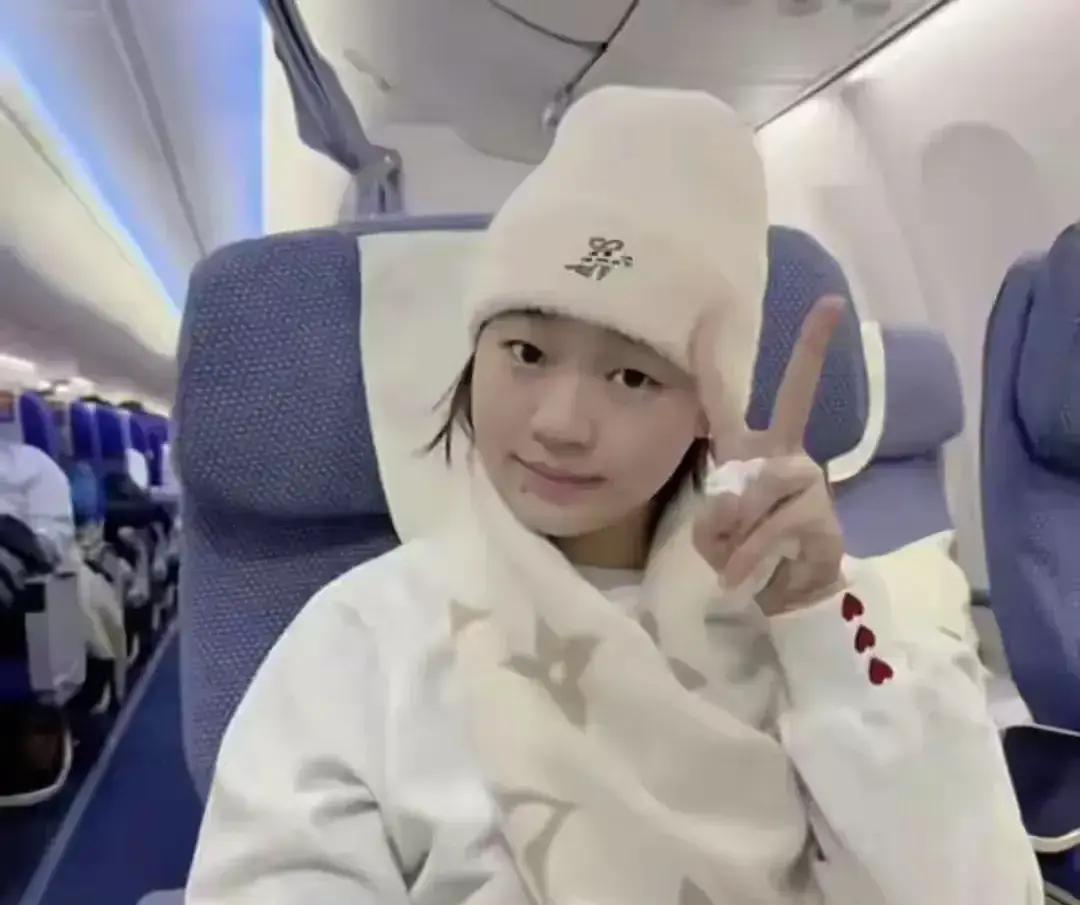 全红婵回北京了，这回不是训练，是专门看伤病的。她今年就没怎么比赛，只打了三