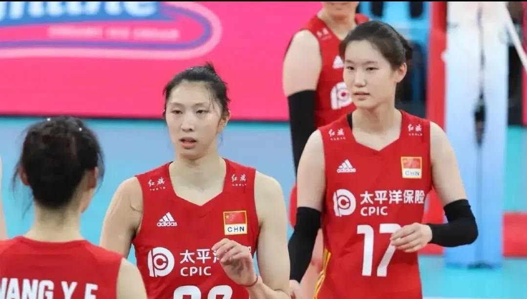 中国女排五大边攻手：1：朱婷（30岁，1.98米），2：张常宁（29岁，1.