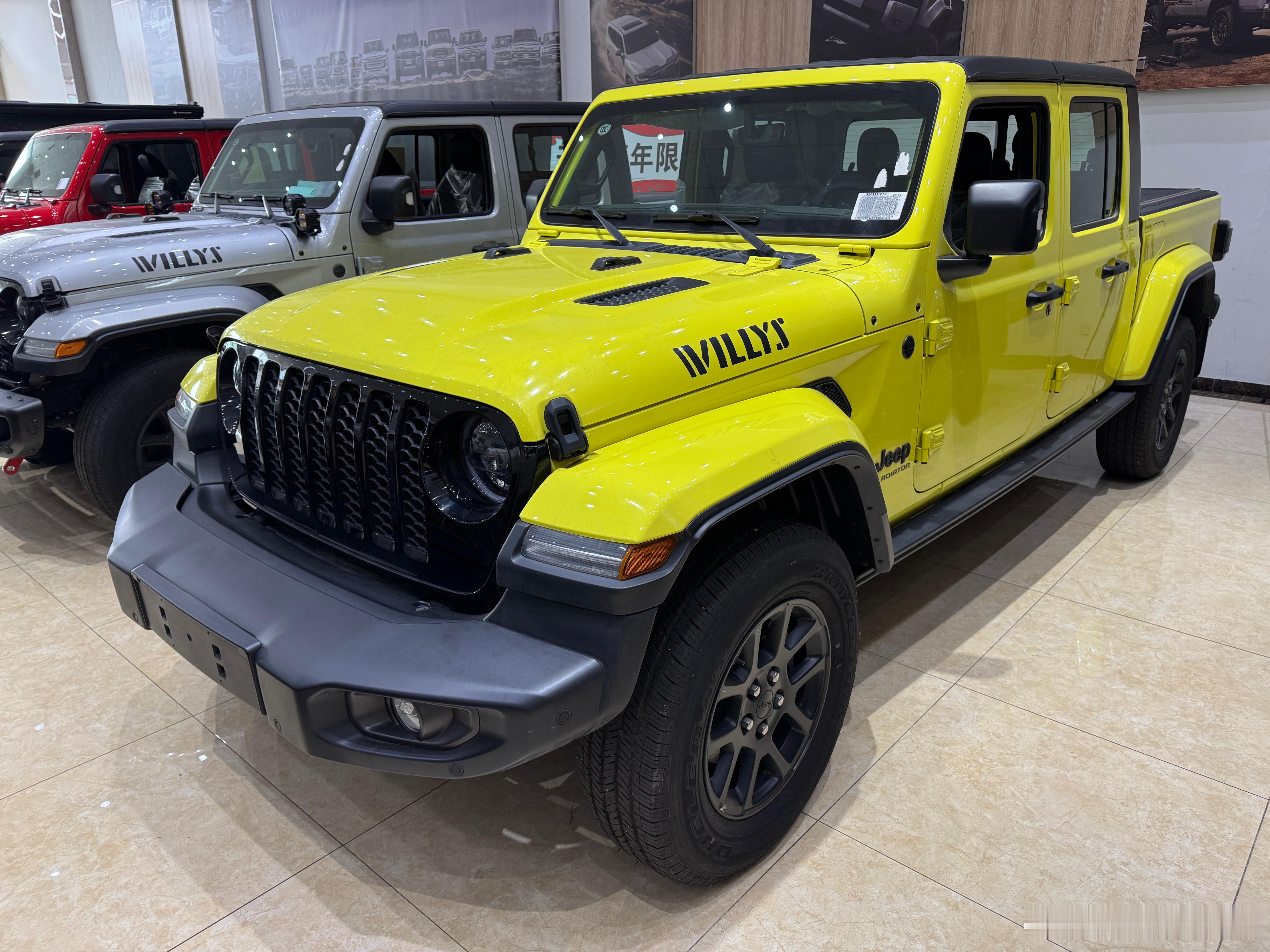 JEEP角斗士旅居手续没有报废年限中规版指导价:46.99万旅居版优惠
