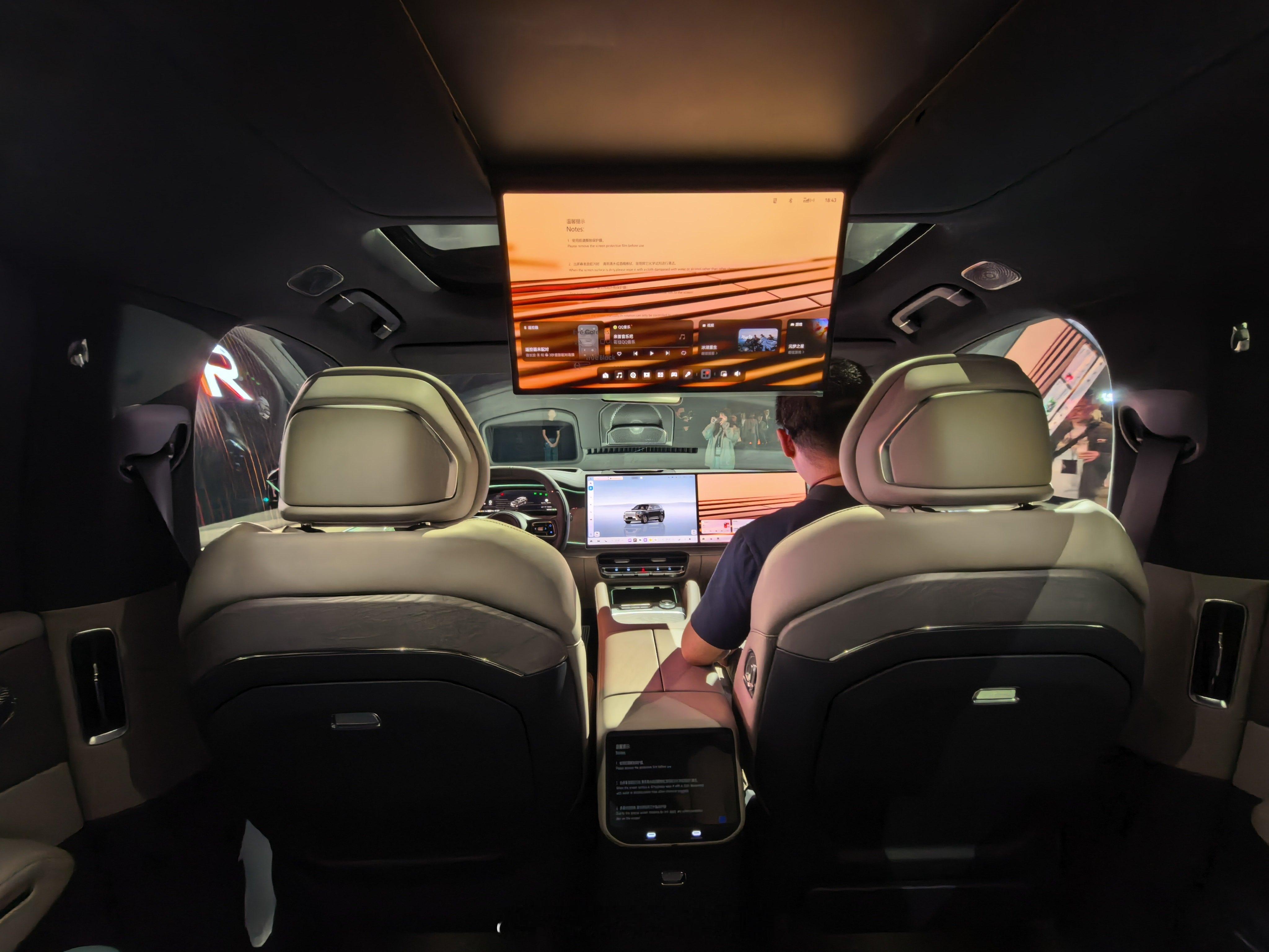 极氪8X29分钟大定破万太猛了吧！29分钟破万，Ultra以上车型占比高达9